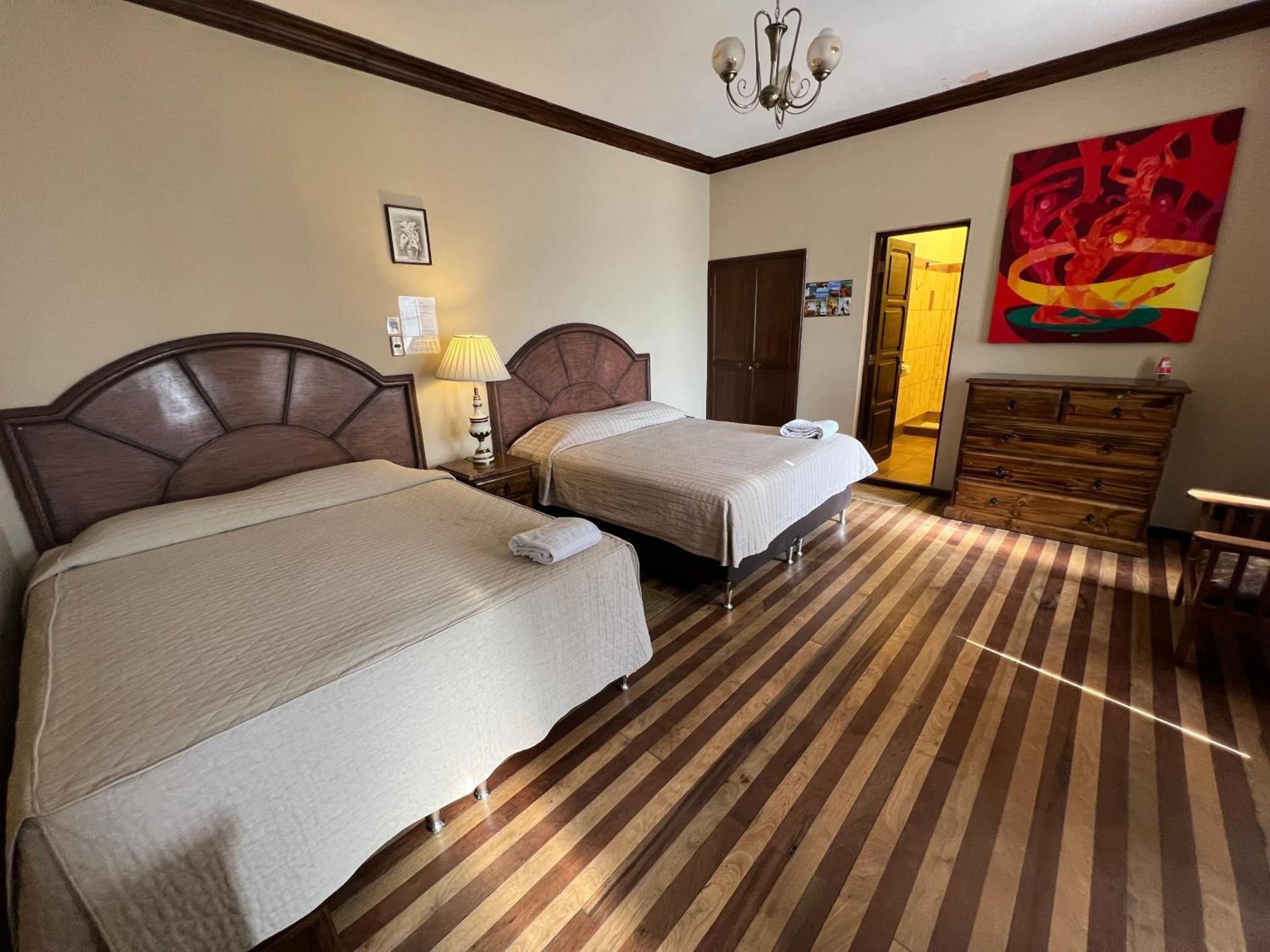 La Culta Hostal & Centro Cultural Otel Sucre Dış mekan fotoğraf