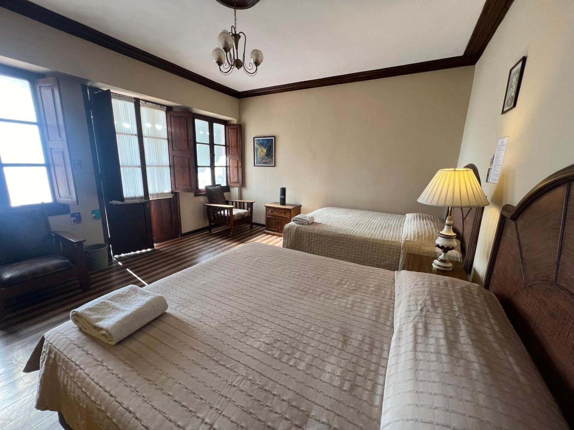 La Culta Hostal & Centro Cultural Otel Sucre Dış mekan fotoğraf