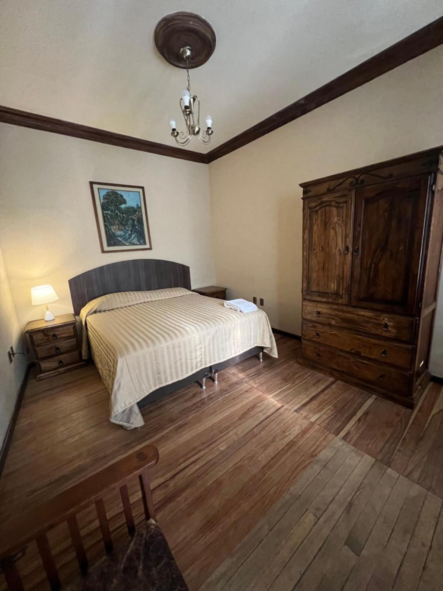 La Culta Hostal & Centro Cultural Otel Sucre Dış mekan fotoğraf